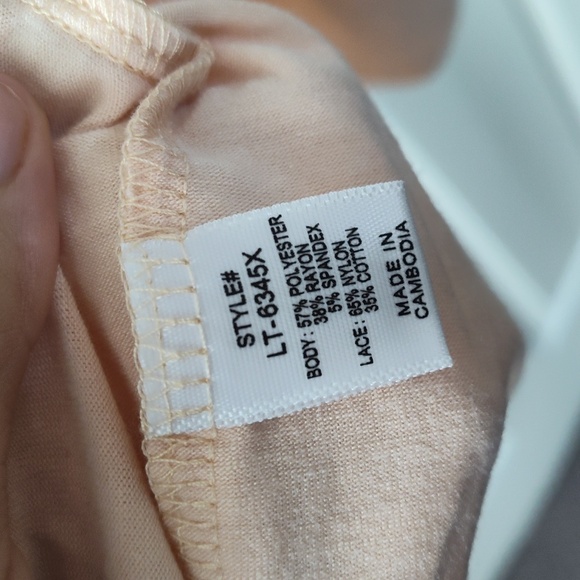 NWOT Boho Top By Zenana Outfitters in Oatmeal - Picture 7 of 7